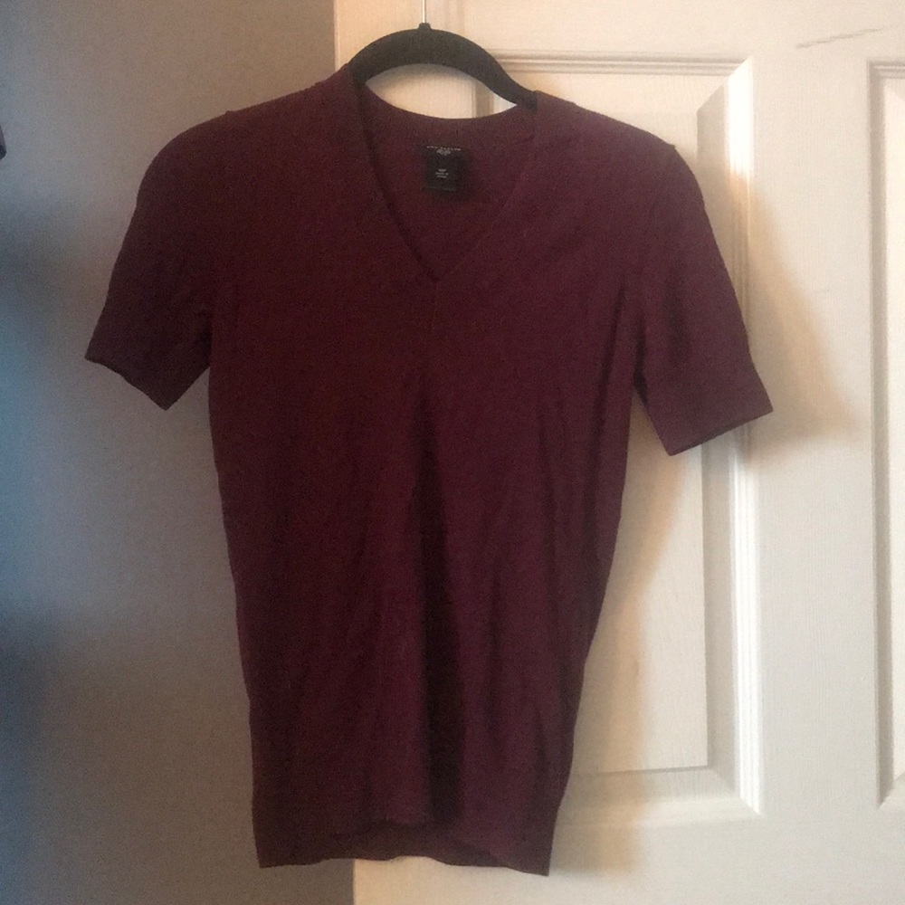 Short sleeve sweater